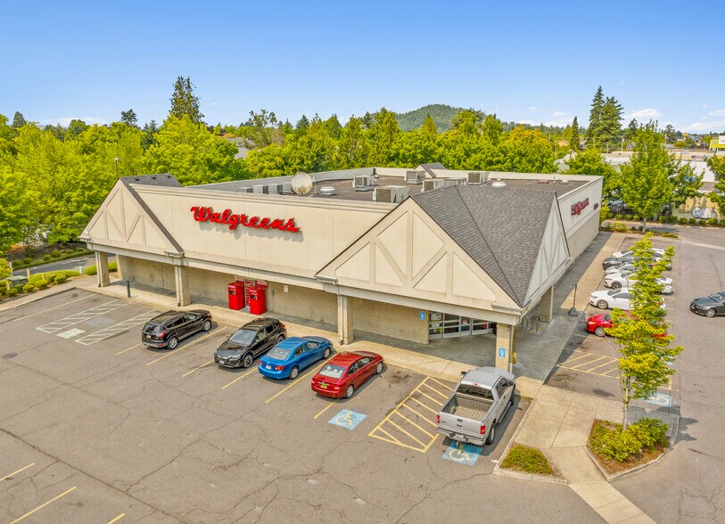 More Photos Of 4325 SE 82nd Ave, Portland Drugstore For Sale