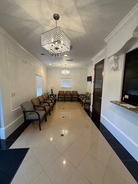 More Photos Of 1656 S Volusia Ave, Orange City Medical For Lease