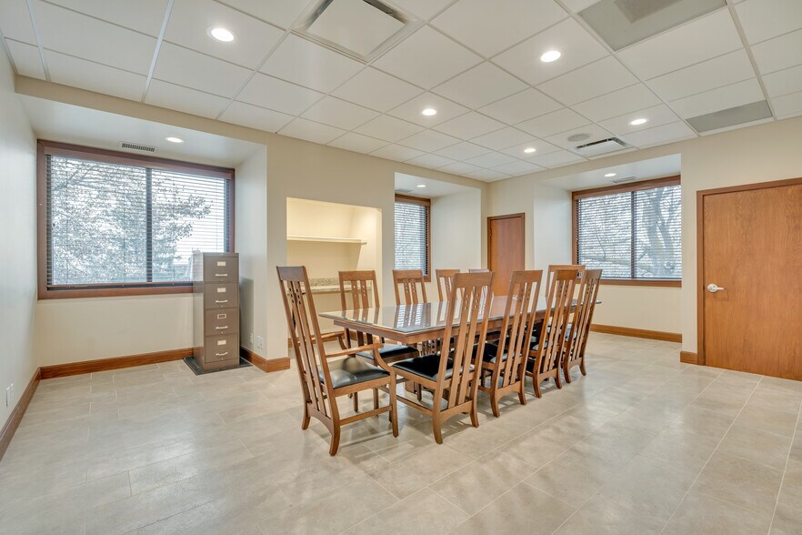 More Photos Of 699 E South Temple, Salt Lake City Medical For Lease