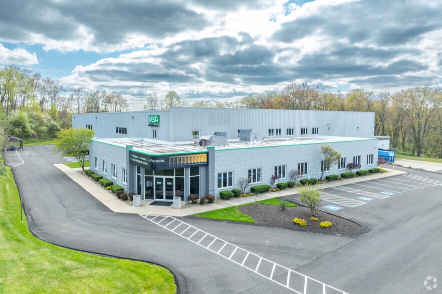 Primary Photo Of 621 Hunt Valley Cir, New Kensington Warehouse For Lease