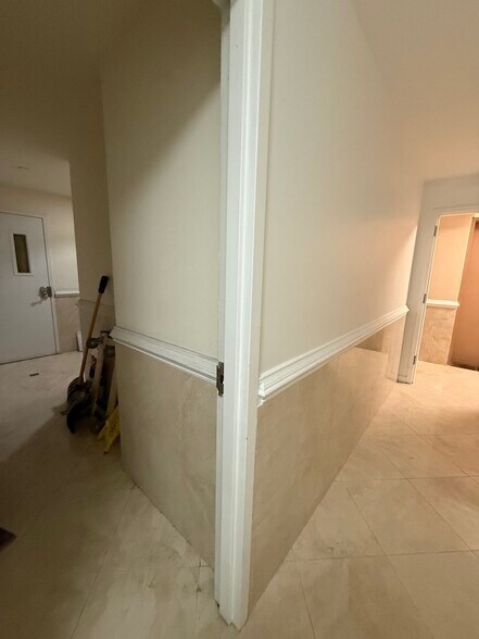 More Photos Of 30-63 38th St, Long Island City Office Residential For Sale