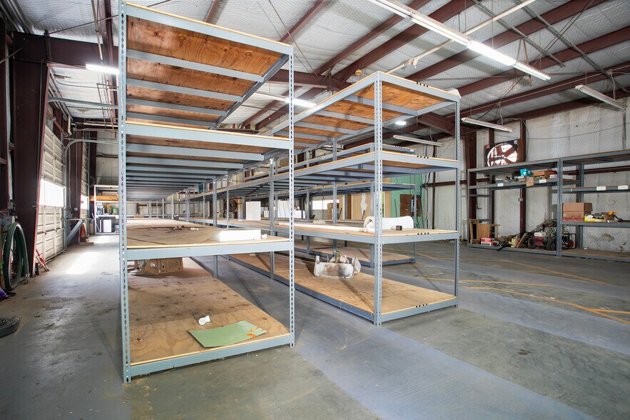 More Photos Of 9846 State Highway 31 E, Tyler Medical For Sale