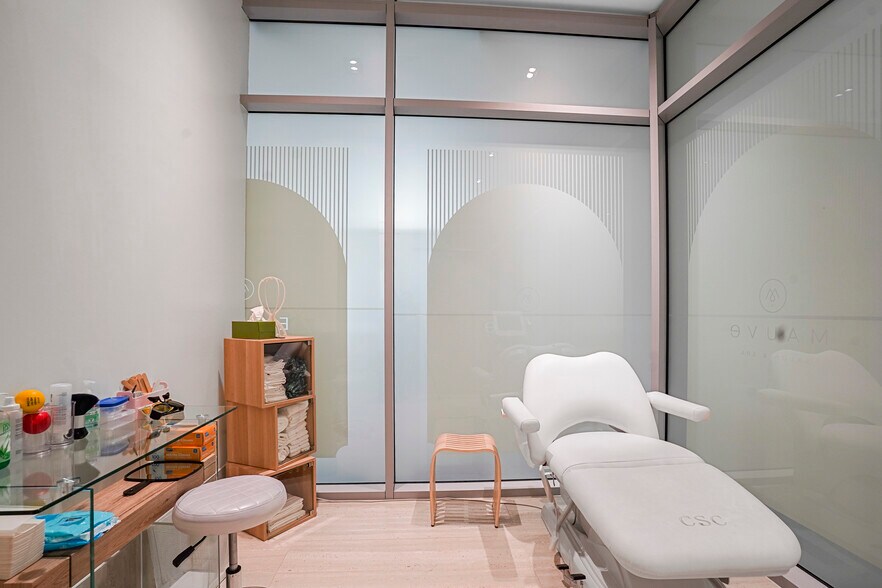 More Photos Of 347 Flushing Ave, Brooklyn Office For Lease