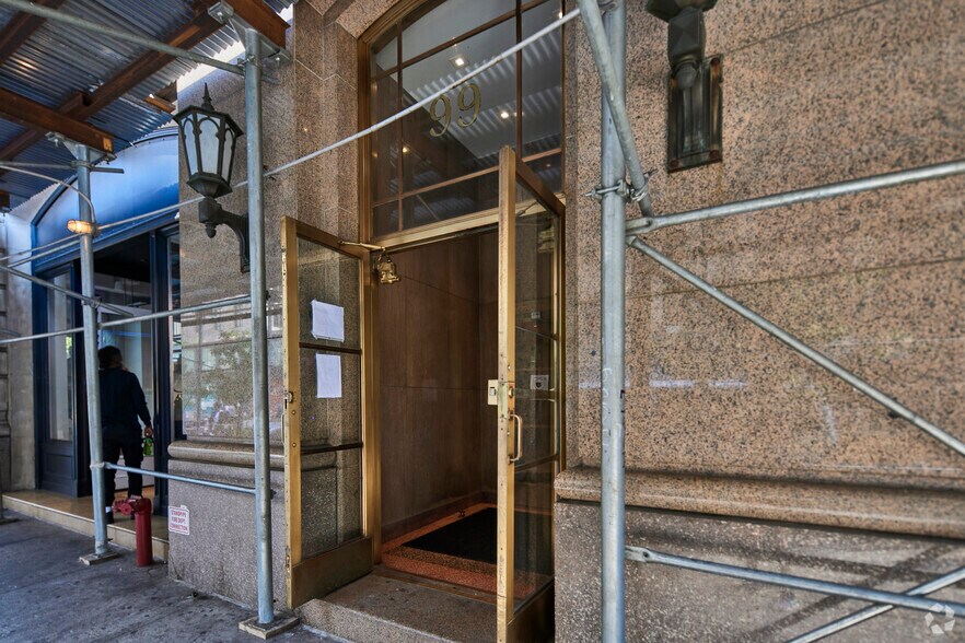 More Photos Of 99 University Pl, New York Office For Lease