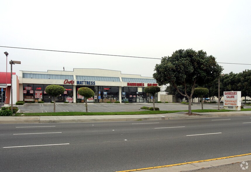 Primary Photo Of 18225 Hawthorne Blvd, Torrance Storefront Retail Office For Lease