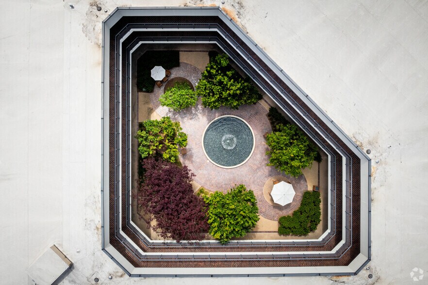 More Photos Of 12526 High Bluff Dr, San Diego Office For Lease