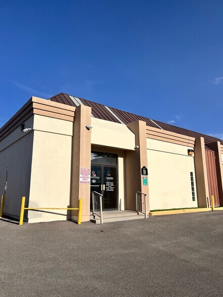More Photos Of 1900 N Mesa St, El Paso Medical For Lease