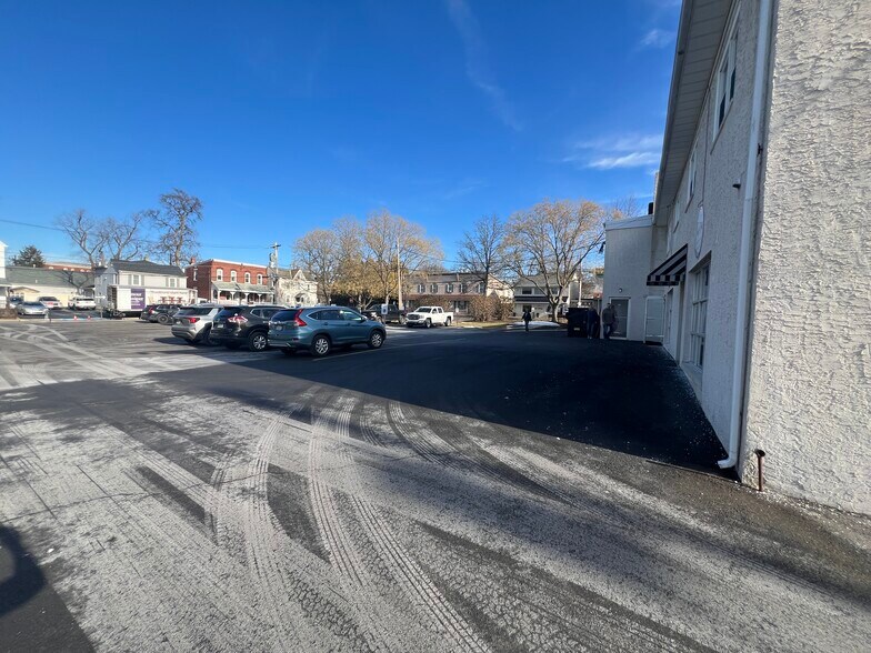 More Photos Of 103-111 N 2nd St, North Wales General Retail For Lease