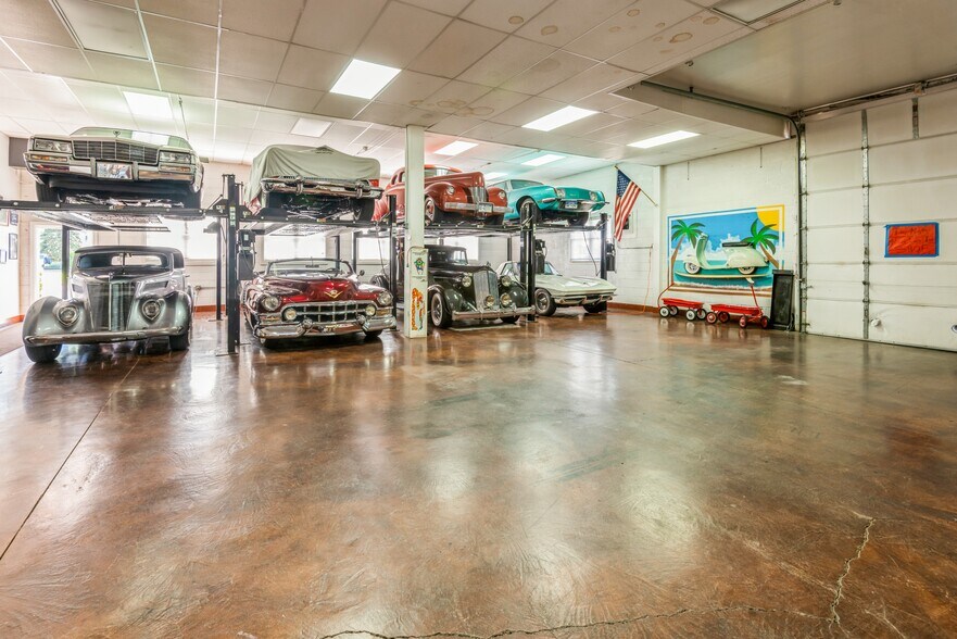 More Photos Of 41 Degnon Blvd, Bay Shore Manufacturing For Sale