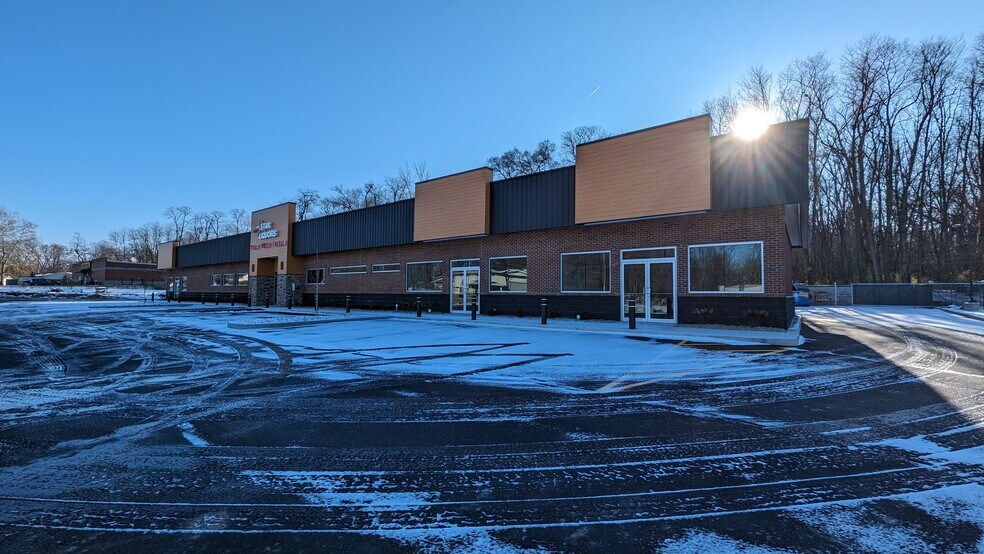 More Photos Of 2240 Prairie Ave, South Bend Storefront Retail Office For Lease