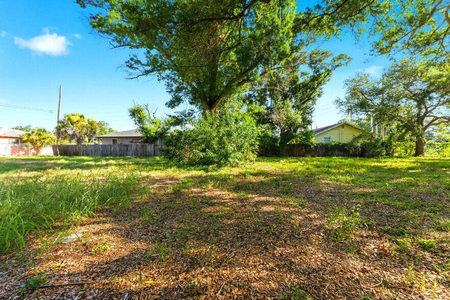 More Photos Of 2205 52nd St S, Gulfport Land For Sale
