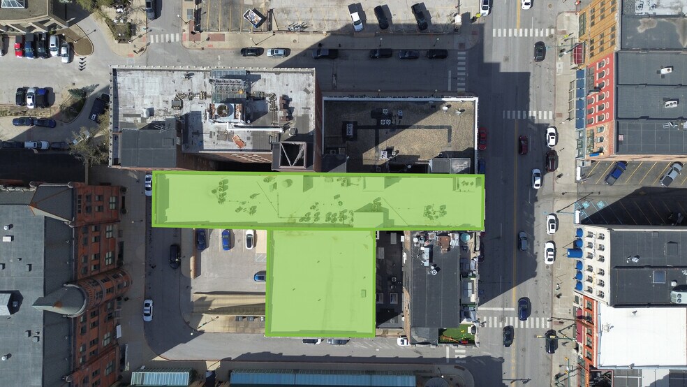 More Photos Of 20 W Louisiana St, Indianapolis Storefront Retail Residential For Lease