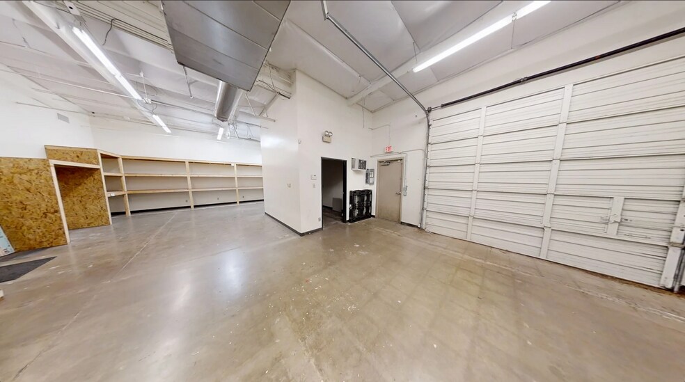 More Photos Of 2440 W Mission Ln, Phoenix Light Distribution For Lease