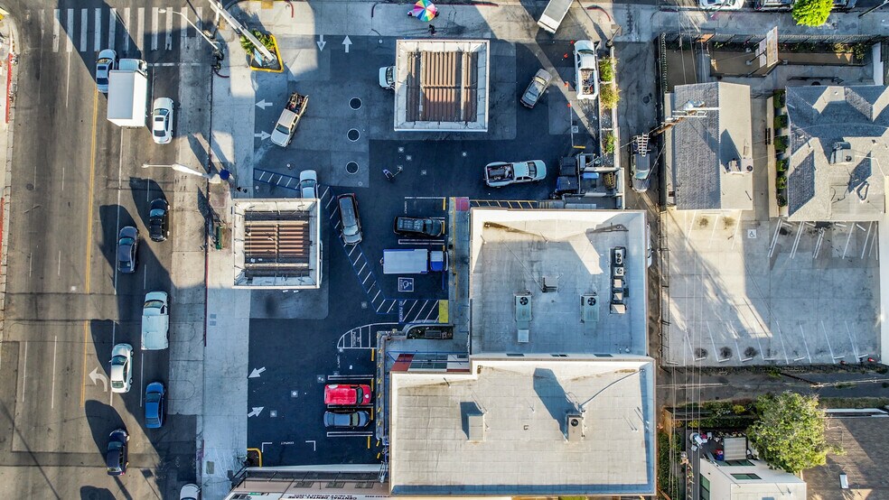 More Photos Of 2041 Beverly Blvd, Los Angeles Freestanding For Lease