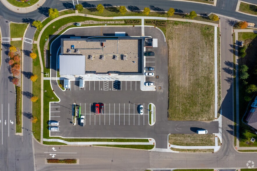 More Photos Of 15730 Emperor Ave, Apple Valley General Retail For Sale