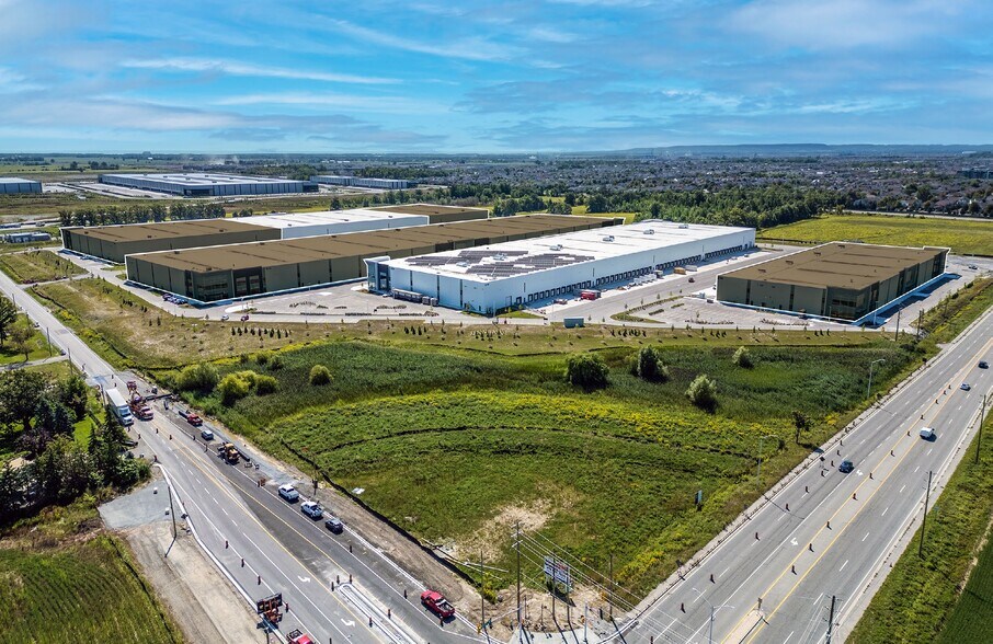More Photos Of 6670 Fifth Line, Milton Warehouse For Lease