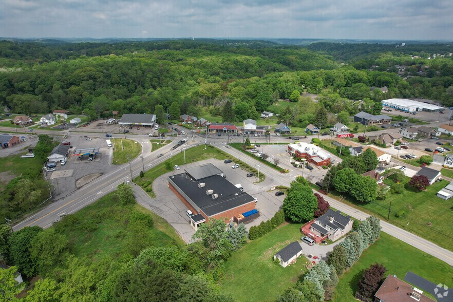 More Photos Of 3000 Heights Rd, Aliquippa Drugstore For Lease