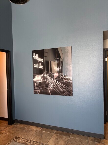 More Photos Of 10960 Ventura Blvd, Studio City Office For Lease