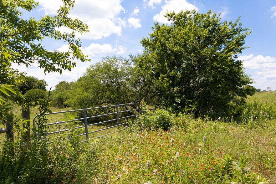 More Photos Of TBD Hwy 71, Smithville Land For Sale