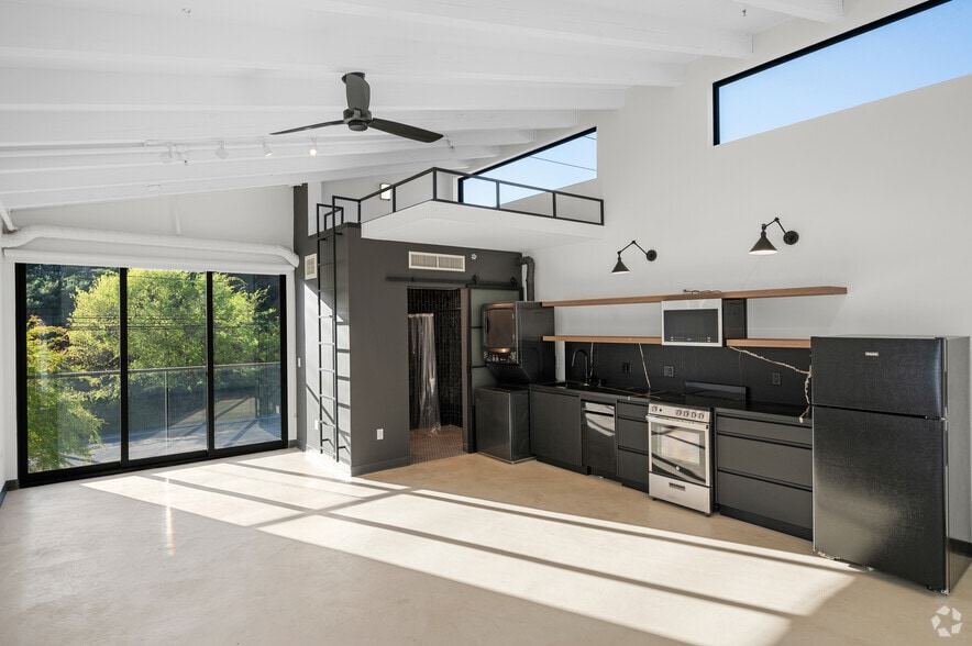 More Photos Of 20412 Laguna Canyon Rd, Laguna Beach Apartments For Sale