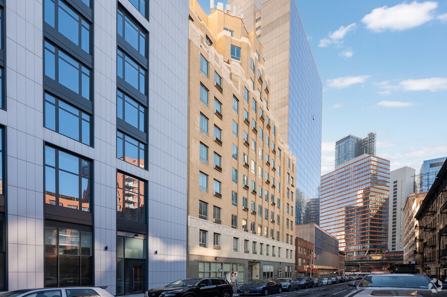 Primary Photo Of 29-28 41st Ave, Long Island City Apartments For Lease