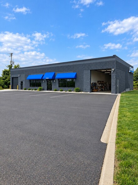 More Photos Of 19340 Linden Dr, Maple Grove Warehouse For Lease