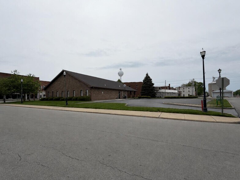 More Photos Of 124 E Main St, McComb Bank For Sale