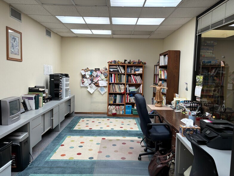 More Photos Of 4713 Yosemite Blvd, Modesto Bank For Sale