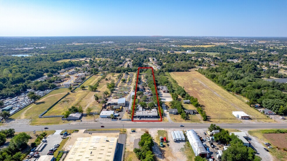 More Photos Of 3024-3030 NE 23rd St, Oklahoma City Freestanding For Sale