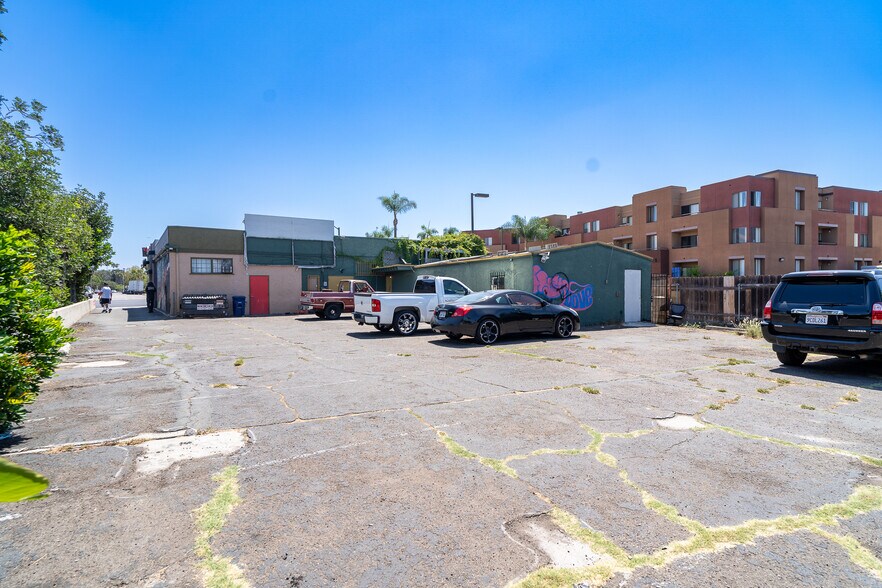 More Photos Of 6162-6168 El Cajon Blvd, San Diego Restaurant For Lease