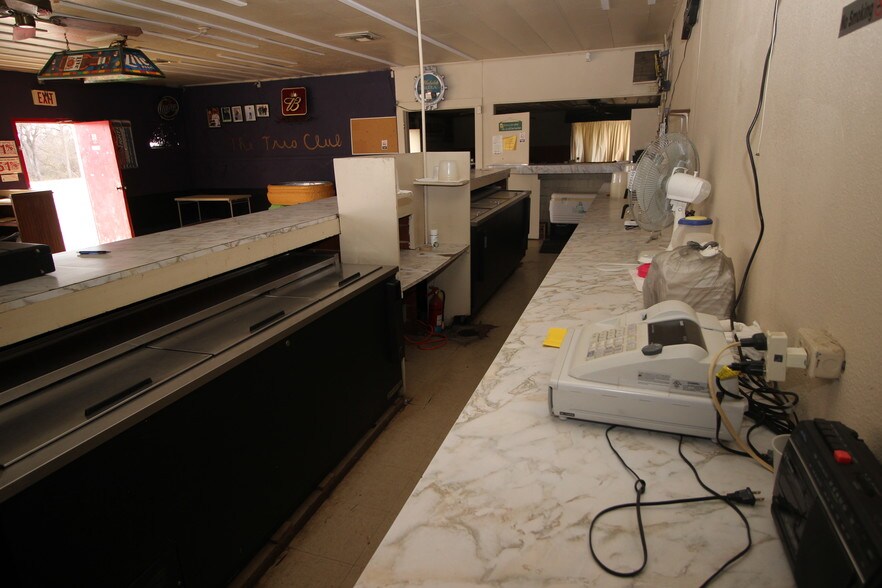 More Photos Of 908 S Mingus Blvd, Mingus Specialty For Sale