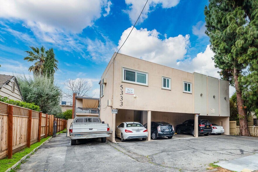 More Photos Of 5333 Bellingham Ave, Valley Village Apartments For Sale