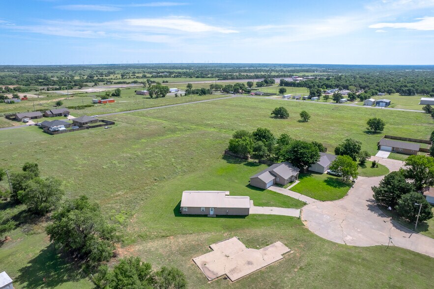 More Photos Of Jackson Ave and 22nd St, Woodward Land For Sale