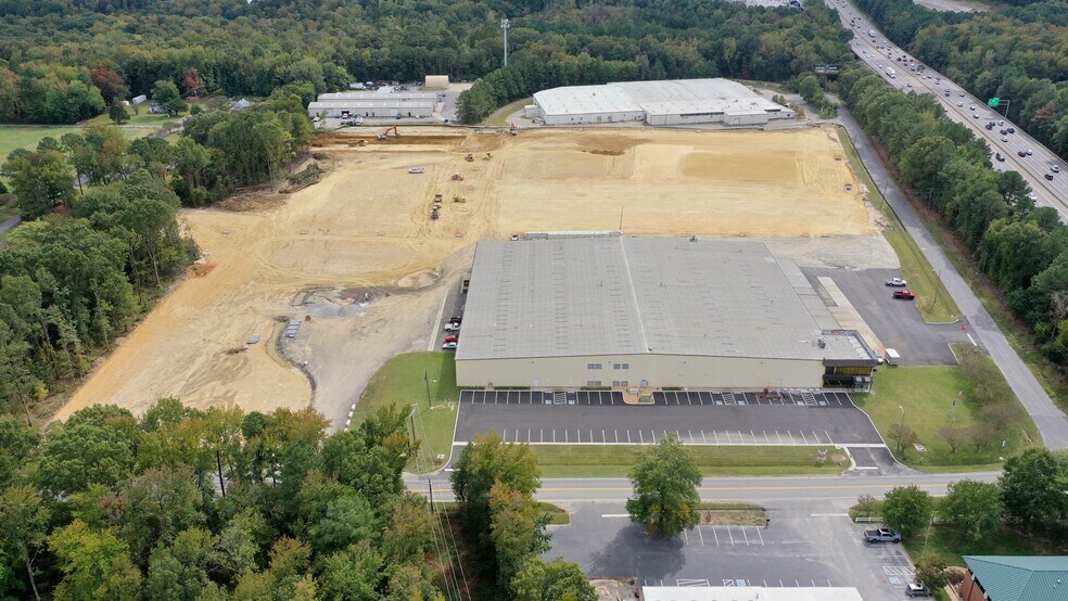 More Photos Of 2001 Bellwood Rd, Richmond Warehouse For Lease