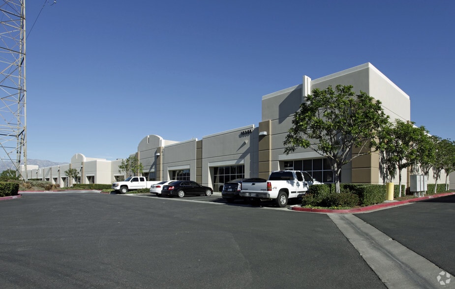 More Photos Of 15350 Fairfield Ranch Rd, Chino Hills Warehouse For Lease