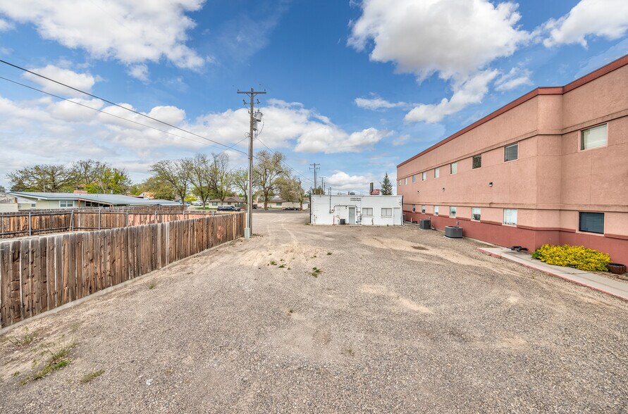 More Photos Of 361 SW 12th St, Ontario Specialty For Sale
