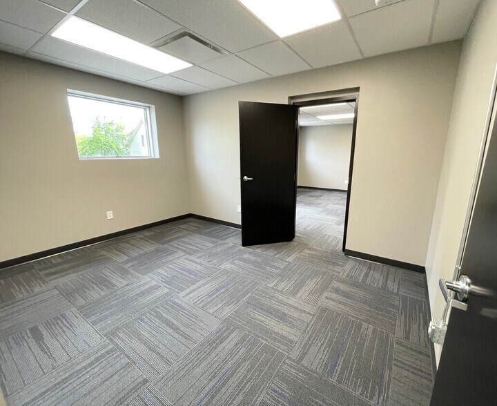 More Photos Of 222 N Buffalo St, Warsaw Office For Lease
