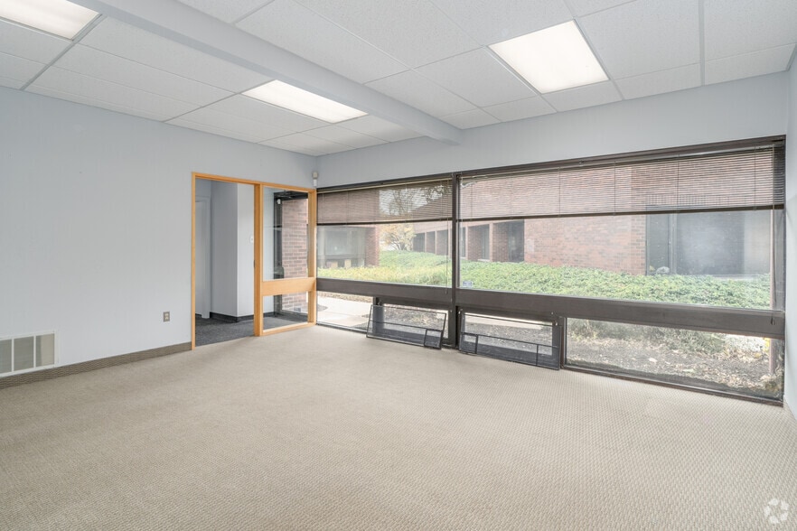 Photo of 1st Floor Ste 240, Building 595