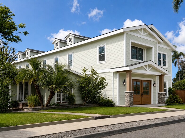 Primary Photo Of 210 W 19th St, Santa Ana Medical For Lease