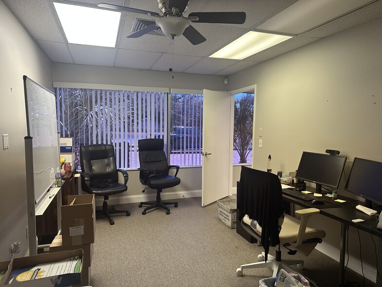 More Photos Of 710 1st Ave SW, Largo Office For Lease