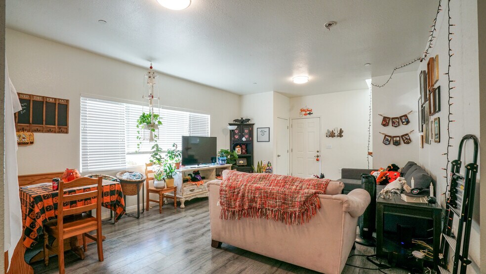 More Photos Of 10374 Marion Ave, Montclair Apartments For Sale