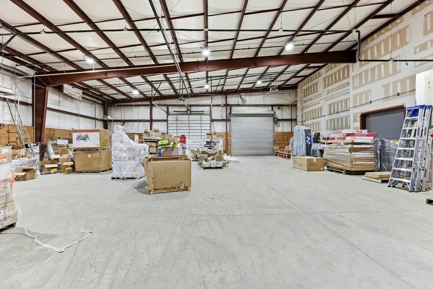 More Photos Of 4336 Cornelia Hwy, Lula Freestanding For Lease