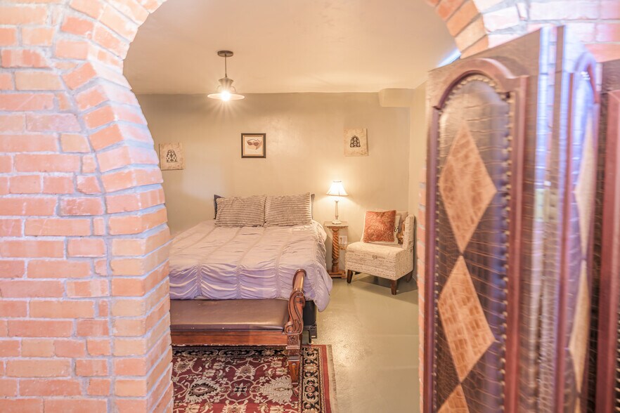 More Photos Of 310 E 2nd St, Trinidad Hospitality For Sale