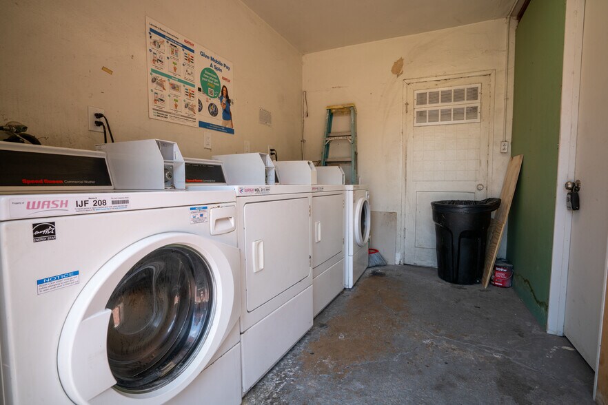More Photos Of 9551-9561 Maureen Dr, Garden Grove Apartments For Sale