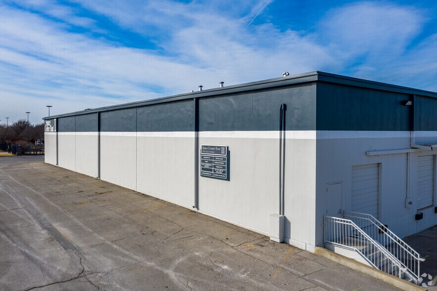 More Photos Of 12027 E 51st St, Tulsa Unknown For Lease