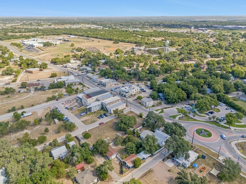 More Photos Of 923 Main St, Liberty Hill Convenience Store For Sale