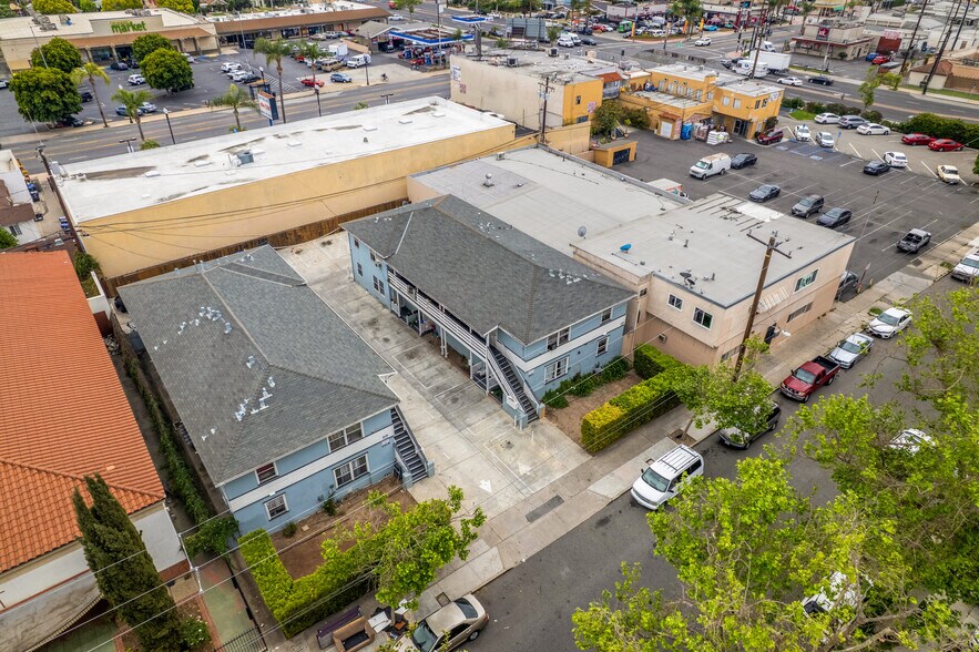 More Photos Of 1419 S Sycamore St, Santa Ana Apartments For Sale