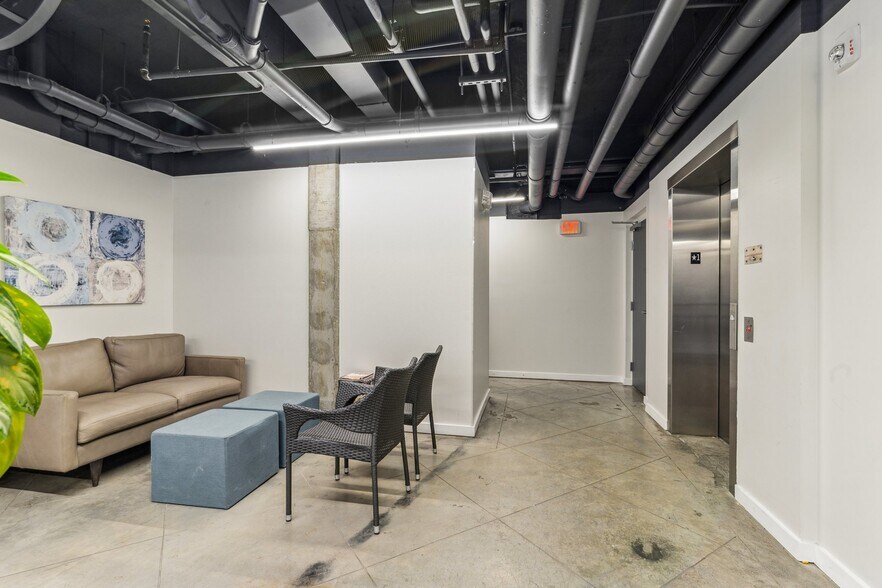 More Photos Of 8616 Oak St, New Orleans Apartments For Sale