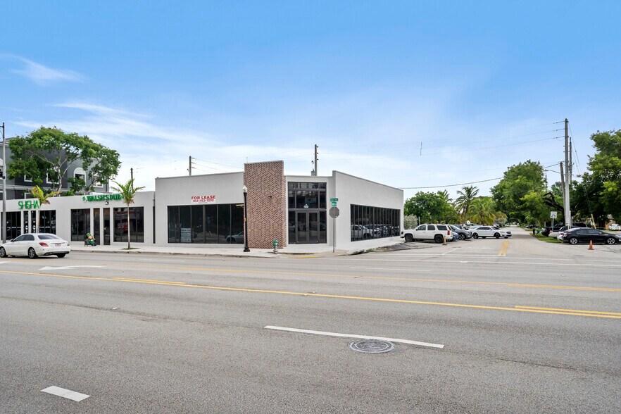 More Photos Of 2215 N Federal Hwy, Hollywood Restaurant For Lease