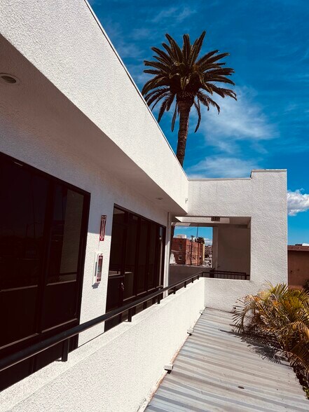 More Photos Of 1711 Winona Blvd, Los Angeles Loft Creative Space For Lease